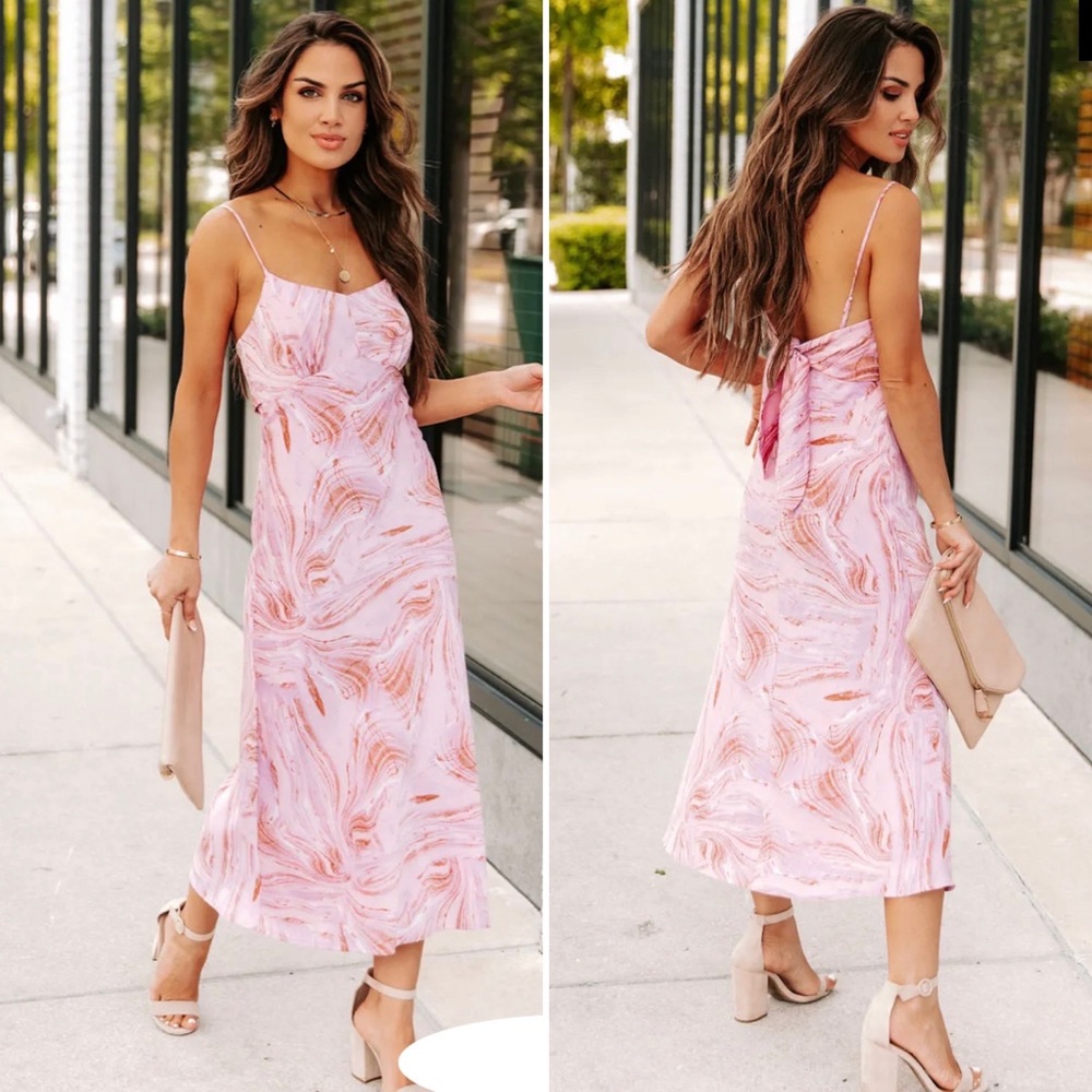 VICI COLLECTION 👗 LUSH - SARAI SATIN MARBLE PRINT MIDI DRESS - PINK LILAC // M